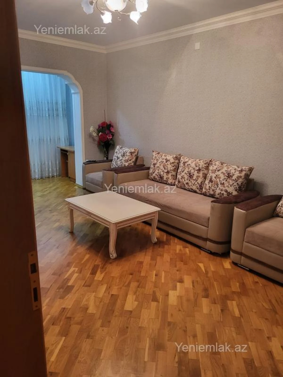 Satılır 3 otaqlı köhnə tikili 81.7 m²