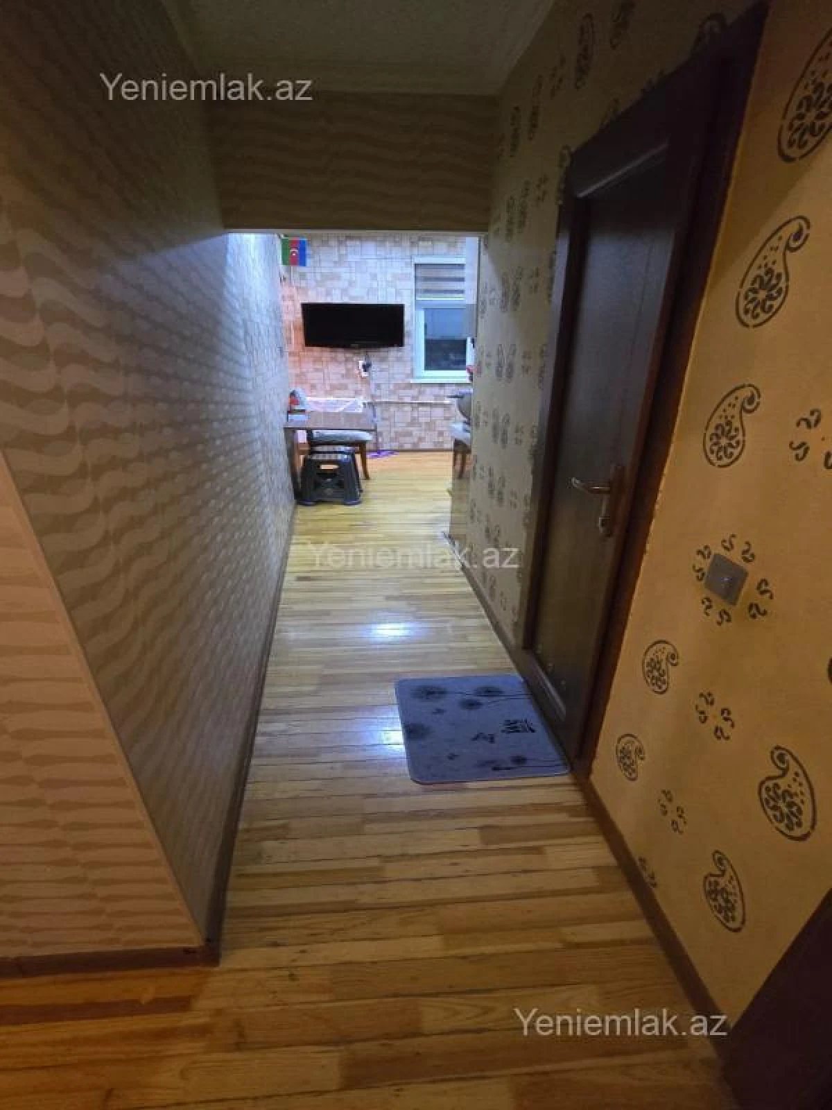 Satılır 5 otaqlı köhnə tikili 100 m²