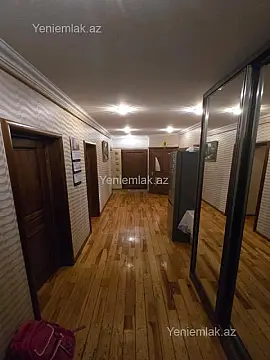 Satılır 5 otaqlı köhnə tikili 100 m²