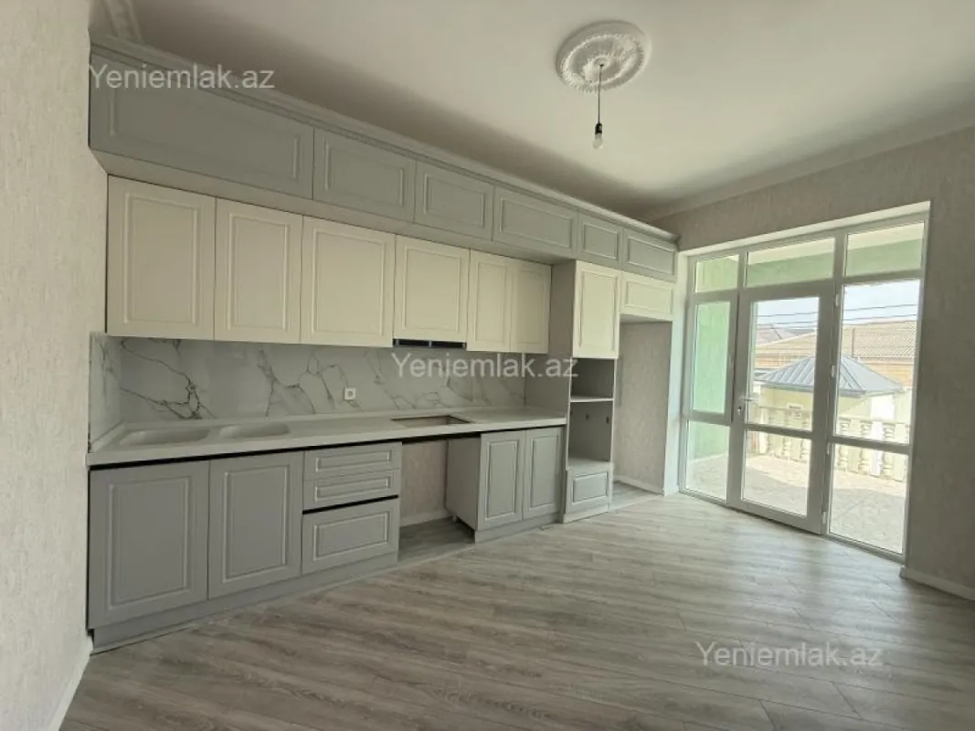 Satılır 4 otaqlı həyət evi 120 m²