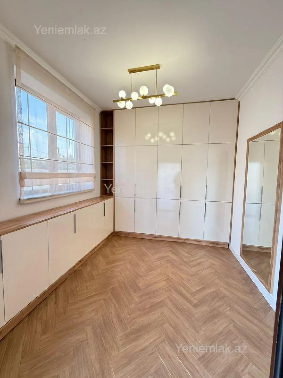 Satılır 4 otaqlı həyət evi 220 m²