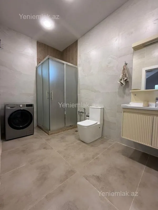 Satılır 4 otaqlı həyət evi 220 m²