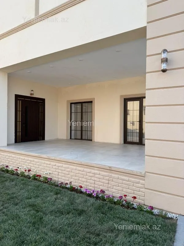 Satılır 4 otaqlı həyət evi 220 m²