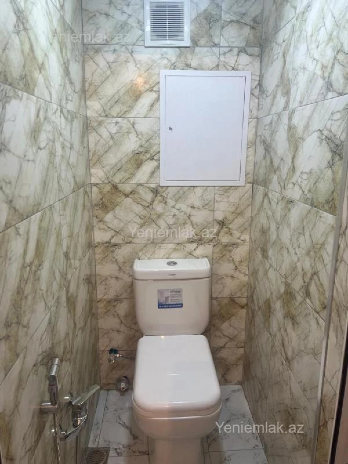Satılır 4 otaqlı köhnə tikili 90 m²