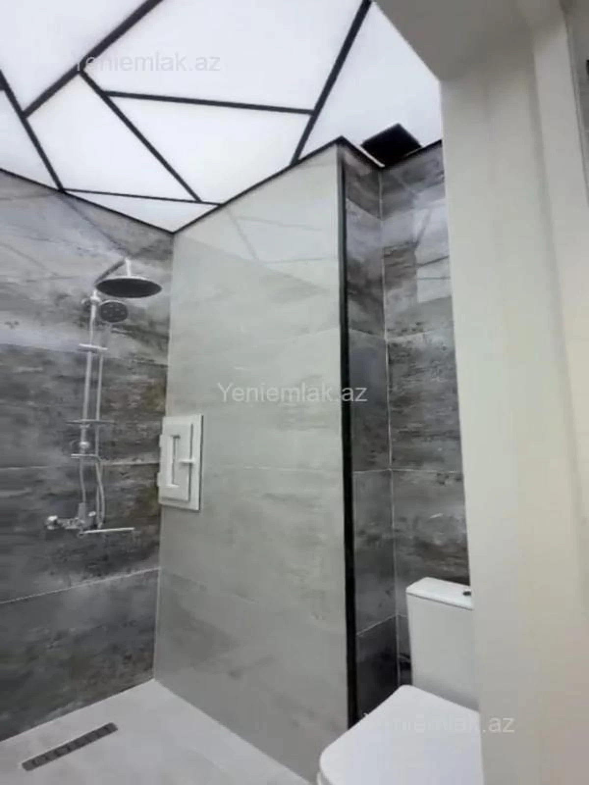 Satılır 2 otaqlı yeni tikili 50 m²