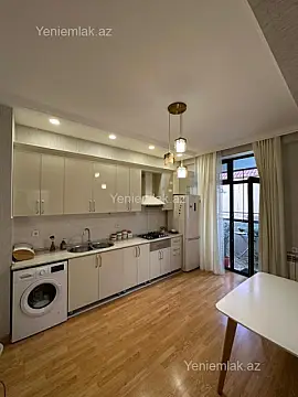 Satılır 3 otaqlı yeni tikili 100 m²