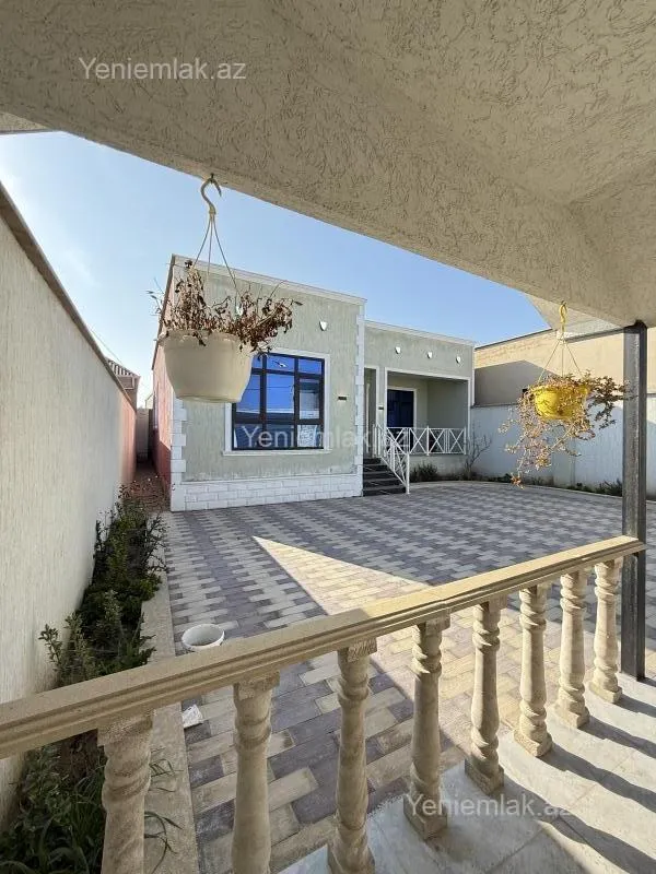 Satılır 4 otaqlı həyət evi 120 m²