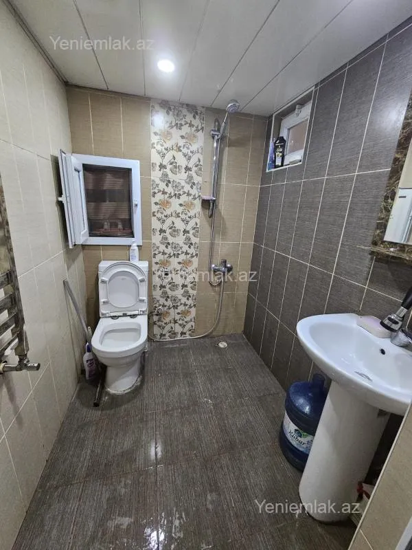 Satılır 2 otaqlı yeni tikili 85 m²