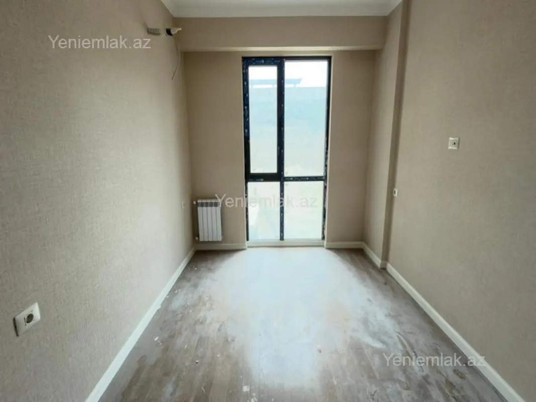Satılır 3 otaqlı yeni tikili 83 m²