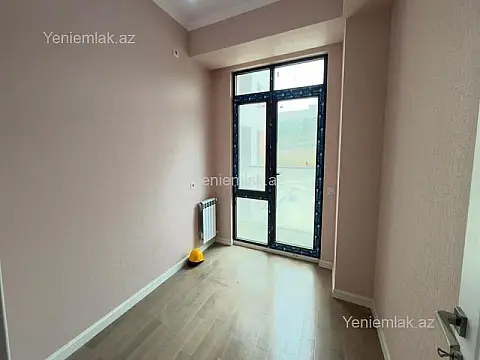 Satılır 3 otaqlı yeni tikili 83 m²