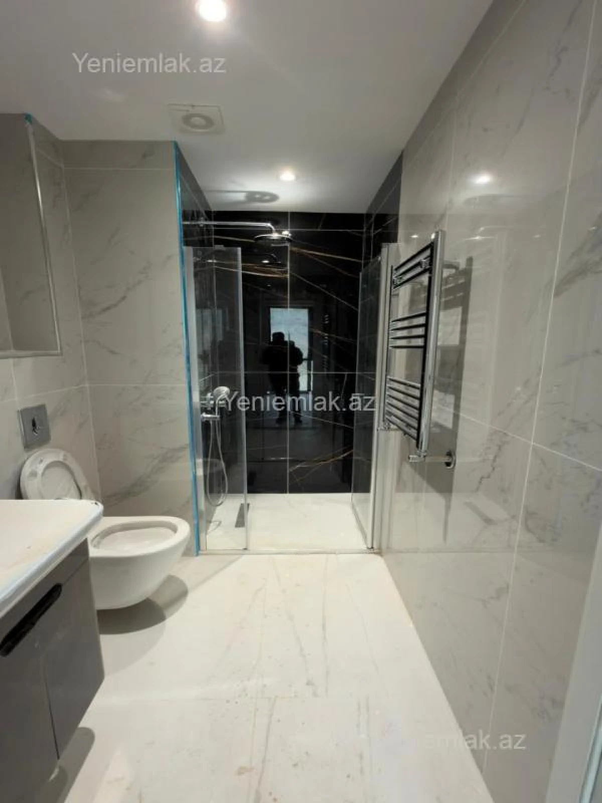 Satılır 3 otaqlı yeni tikili 83 m²