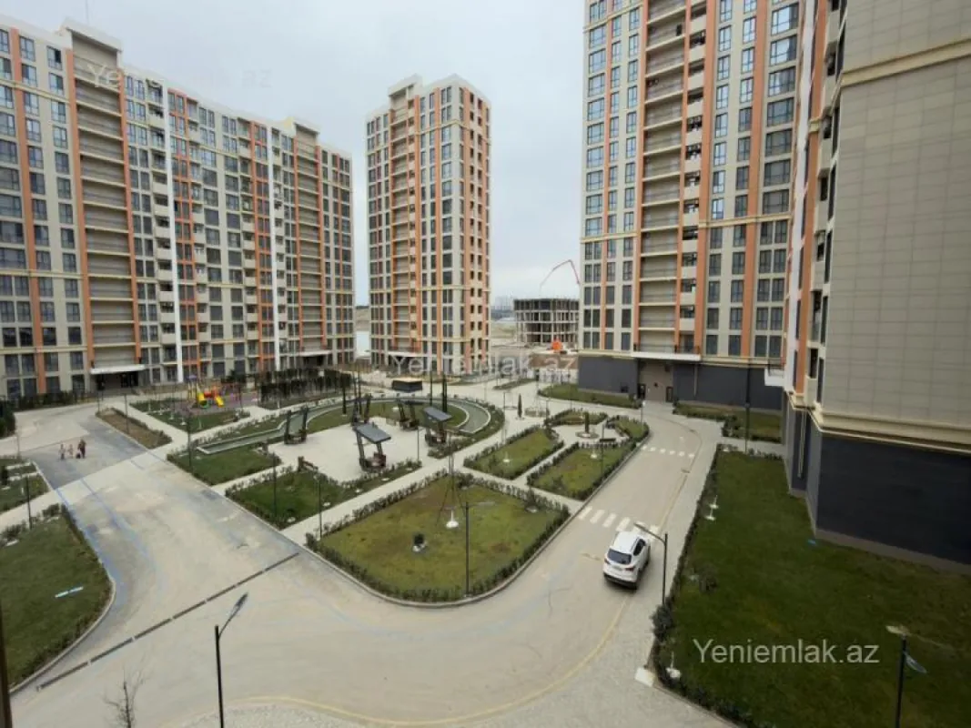 Satılır 3 otaqlı yeni tikili 83 m²