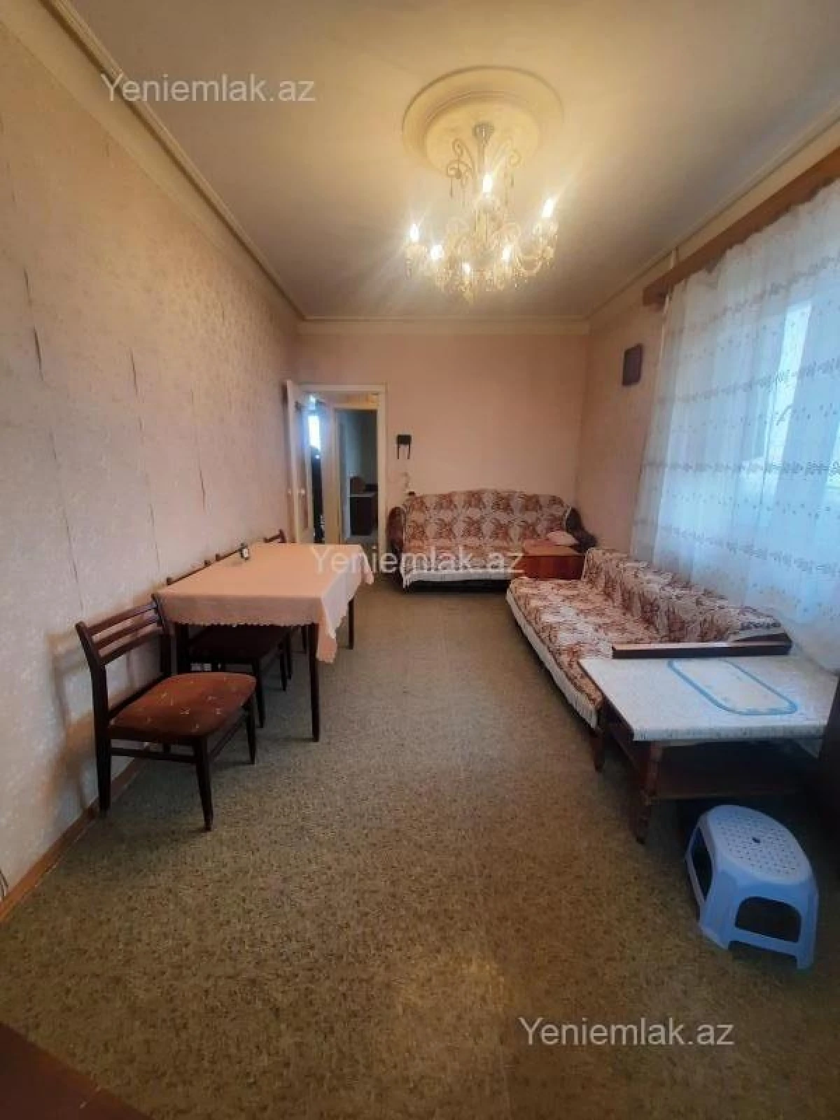 Satılır 2 otaqlı köhnə tikili 60 m²