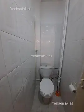 Satılır 2 otaqlı köhnə tikili 60 m²