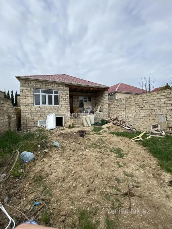Satılır 3 otaqlı həyət evi 100 m²