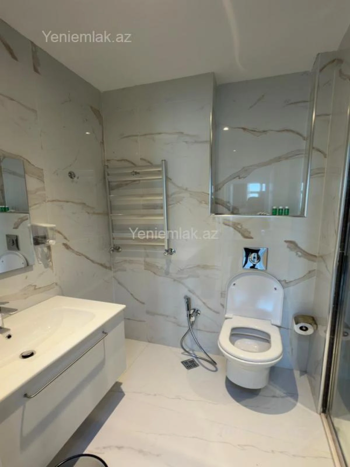 Satılır 3 otaqlı yeni tikili 50 m²