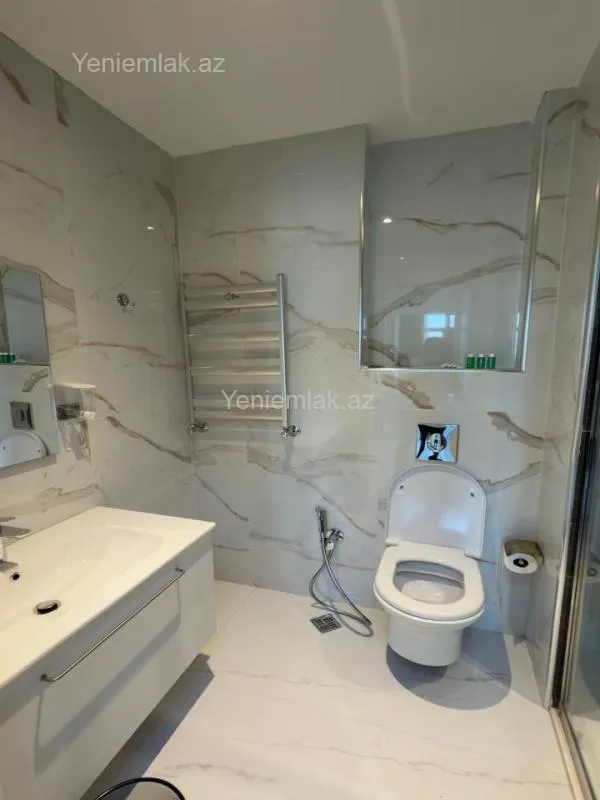 Satılır 3 otaqlı yeni tikili 50 m²