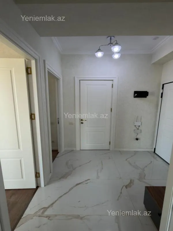 Satılır 3 otaqlı yeni tikili 50 m²