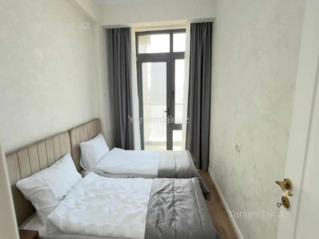 Satılır 3 otaqlı yeni tikili 50 m²