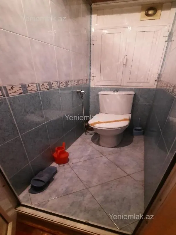 Satılır 3 otaqlı köhnə tikili 85 m²