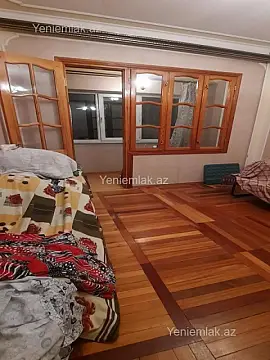 Satılır 3 otaqlı köhnə tikili 85 m²