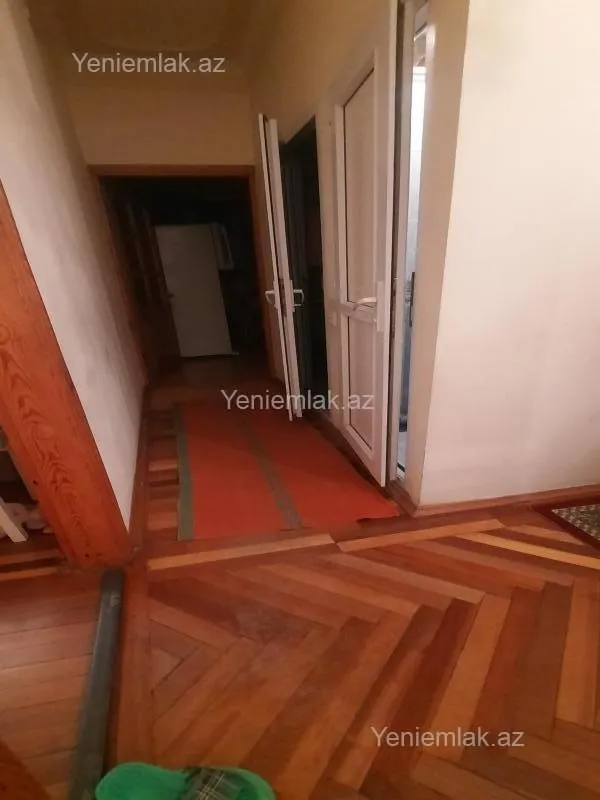 Satılır 3 otaqlı köhnə tikili 85 m²