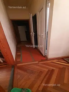 Satılır 3 otaqlı köhnə tikili 85 m²