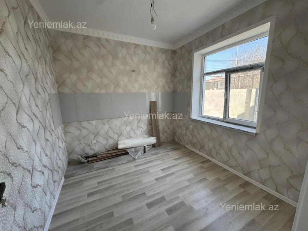 Satılır 3 otaqlı həyət evi 65 m²