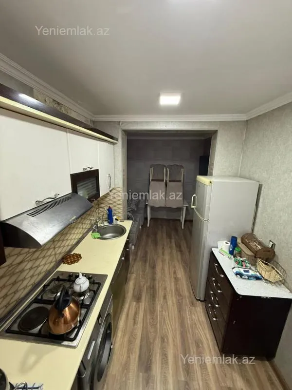 Satılır 3 otaqlı köhnə tikili 55 m²
