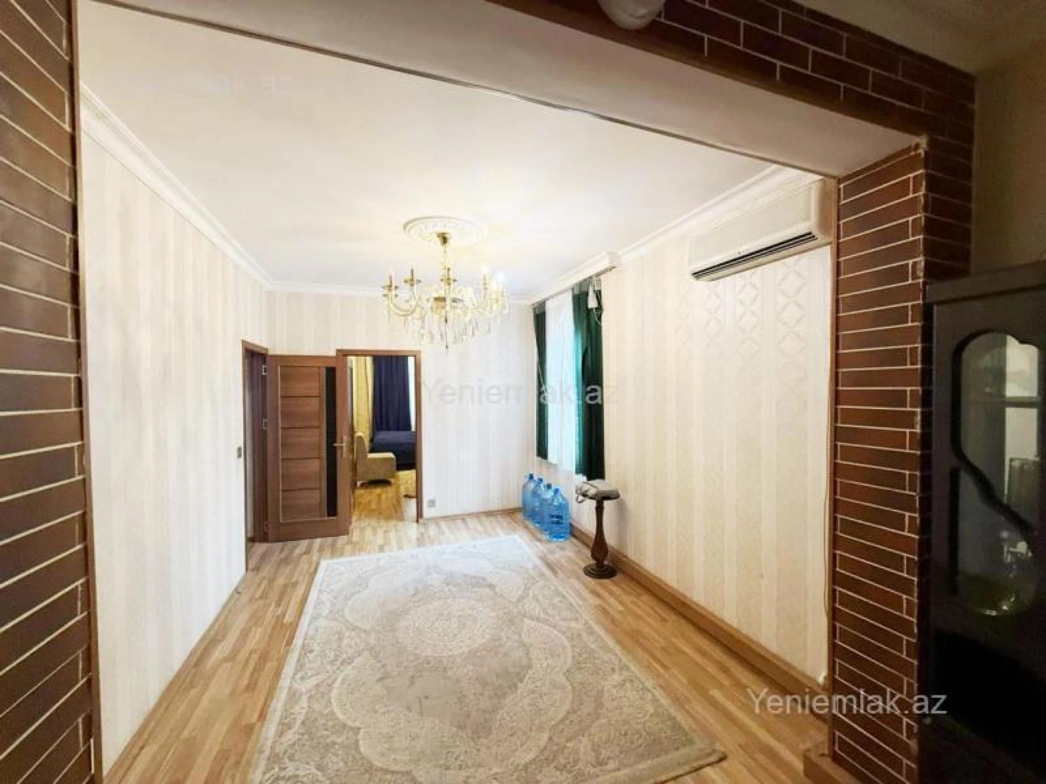 Satılır 3 otaqlı köhnə tikili 55 m²
