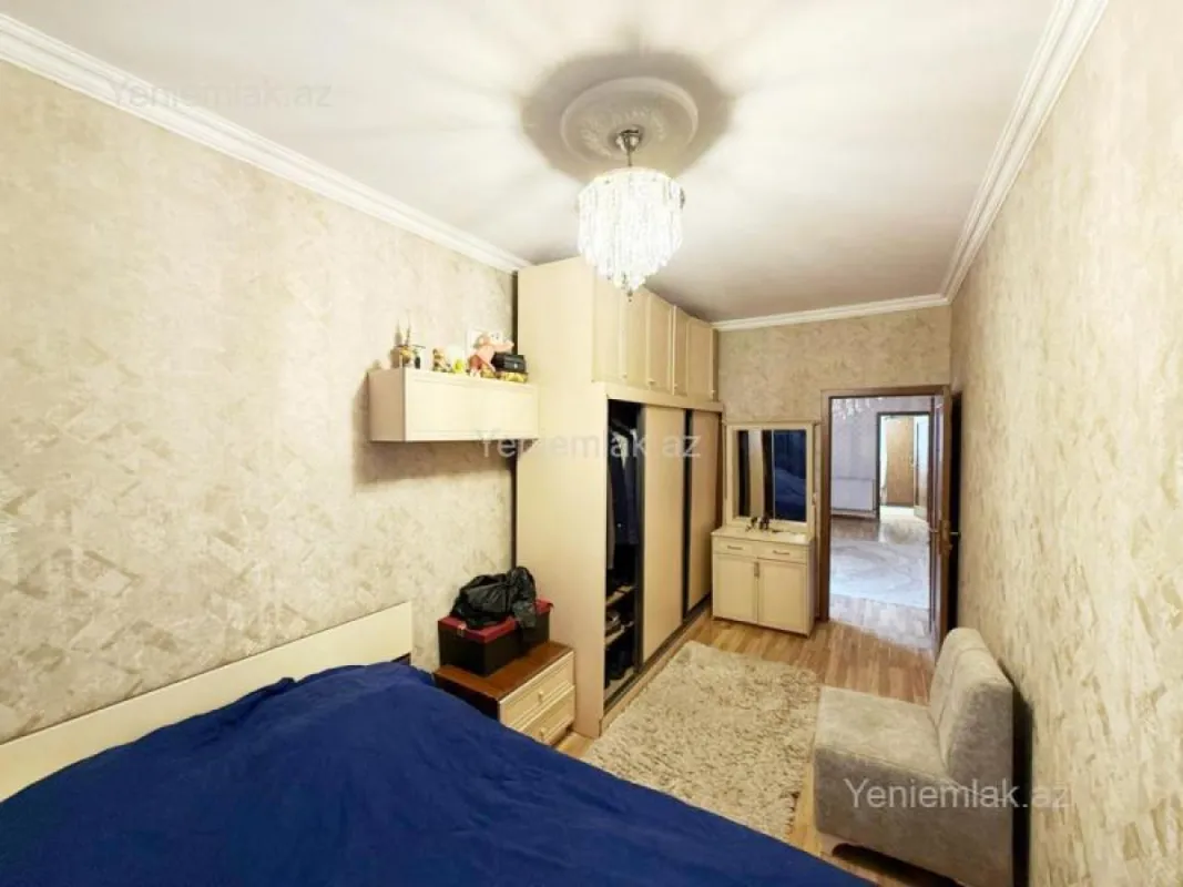 Satılır 3 otaqlı köhnə tikili 55 m²