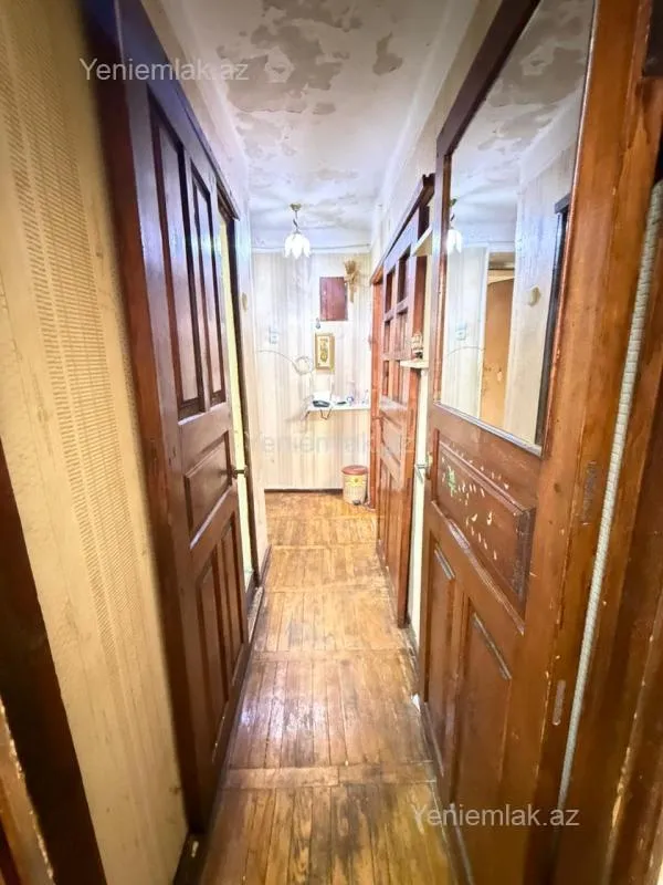 Satılır 1 otaqlı köhnə tikili 37 m²