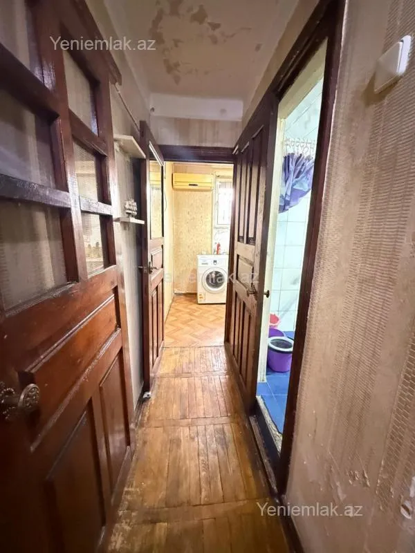 Satılır 1 otaqlı köhnə tikili 37 m²