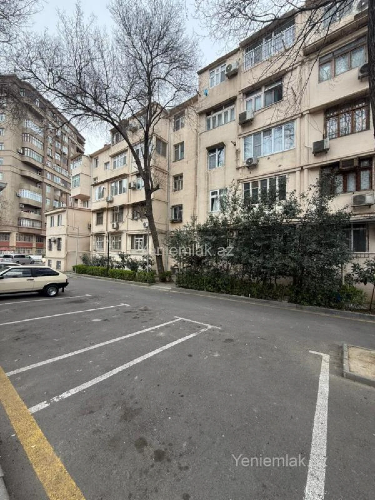 Satılır 1 otaqlı köhnə tikili 37 m²