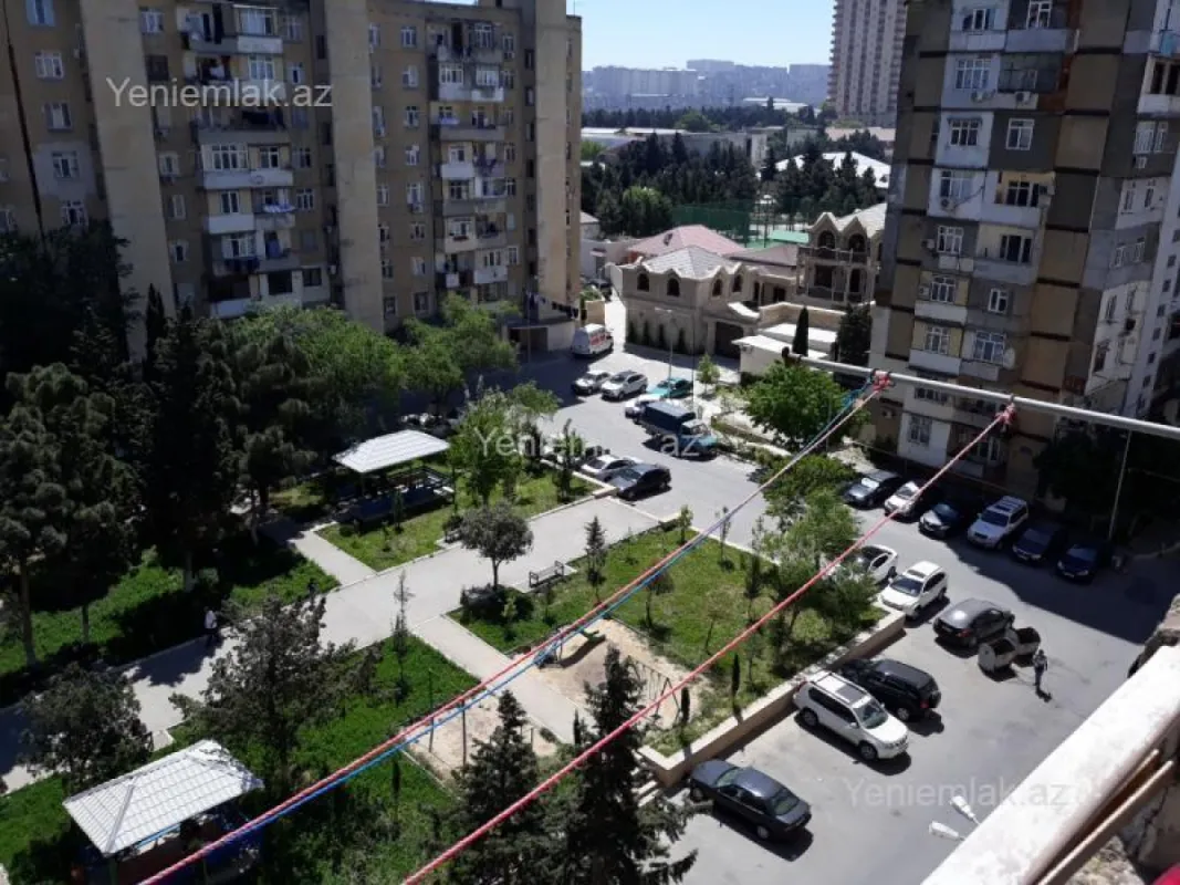 Satılır 3 otaqlı köhnə tikili 75 m²