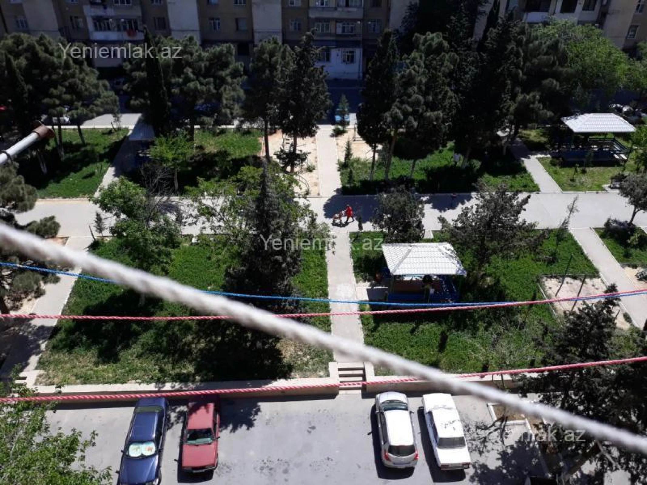 Satılır 3 otaqlı köhnə tikili 75 m²