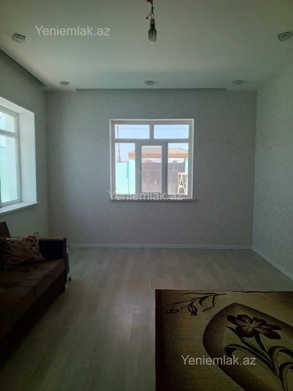 Satılır 3 otaqlı həyət evi 100 m²