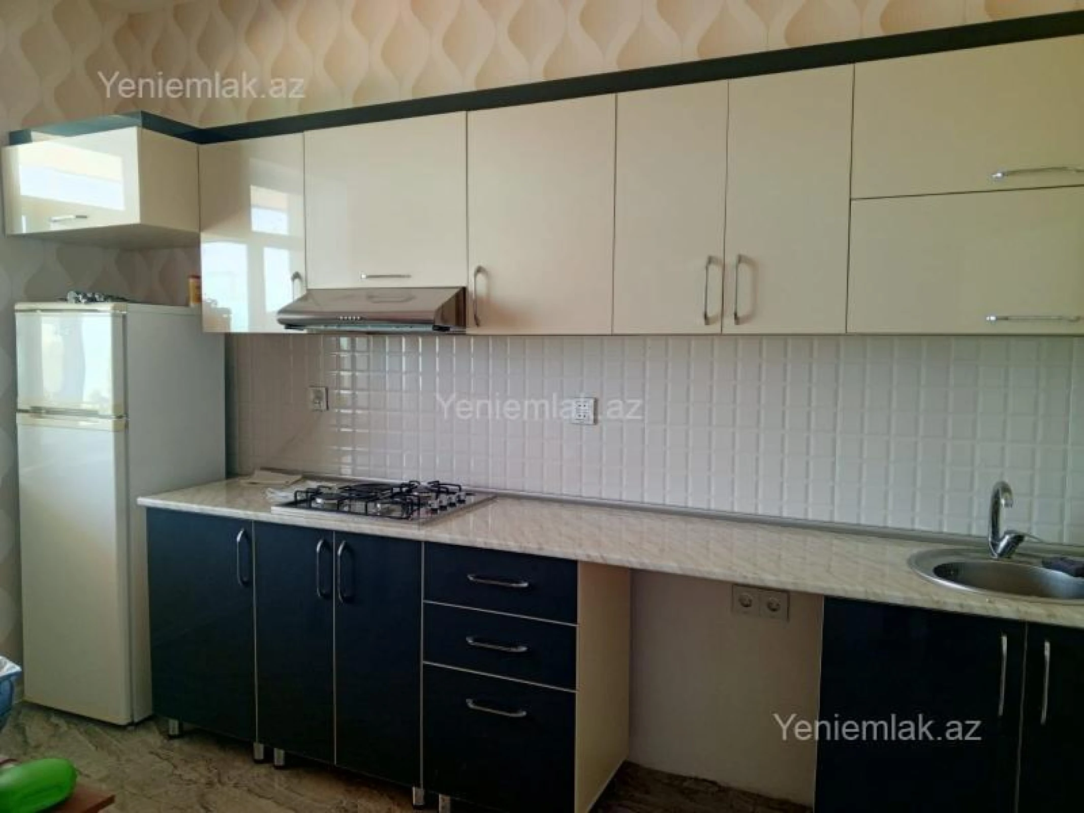 Satılır 3 otaqlı həyət evi 100 m²