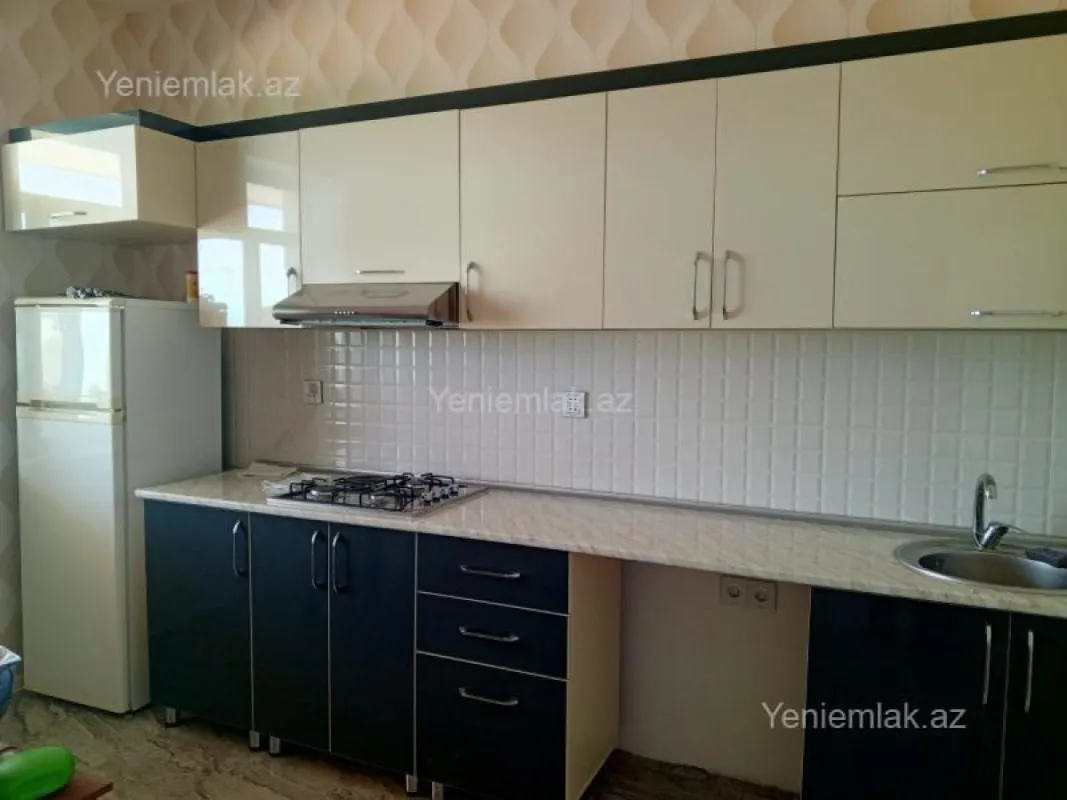 Satılır 3 otaqlı həyət evi 100 m²