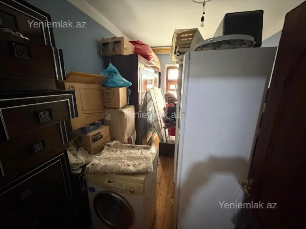 Satılır 3 otaqlı köhnə tikili 75 m²