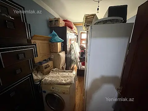 Satılır 3 otaqlı köhnə tikili 75 m²