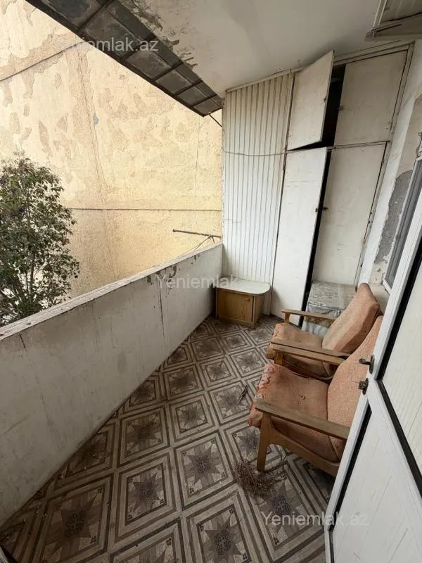 Satılır 3 otaqlı köhnə tikili 75 m²
