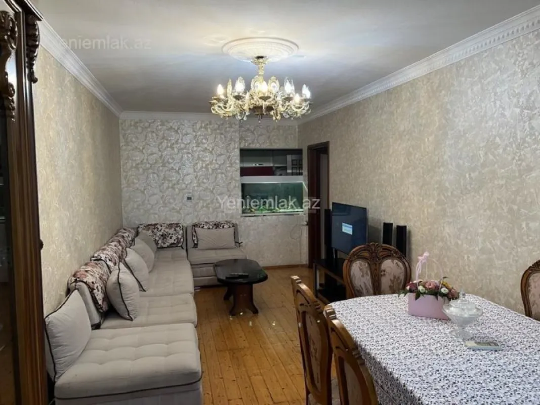 Satılır 3 otaqlı yeni tikili 85 m²