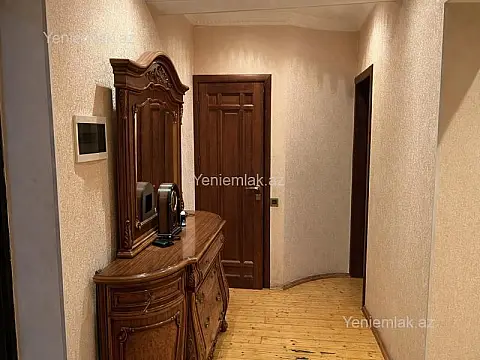 Satılır 3 otaqlı yeni tikili 85 m²