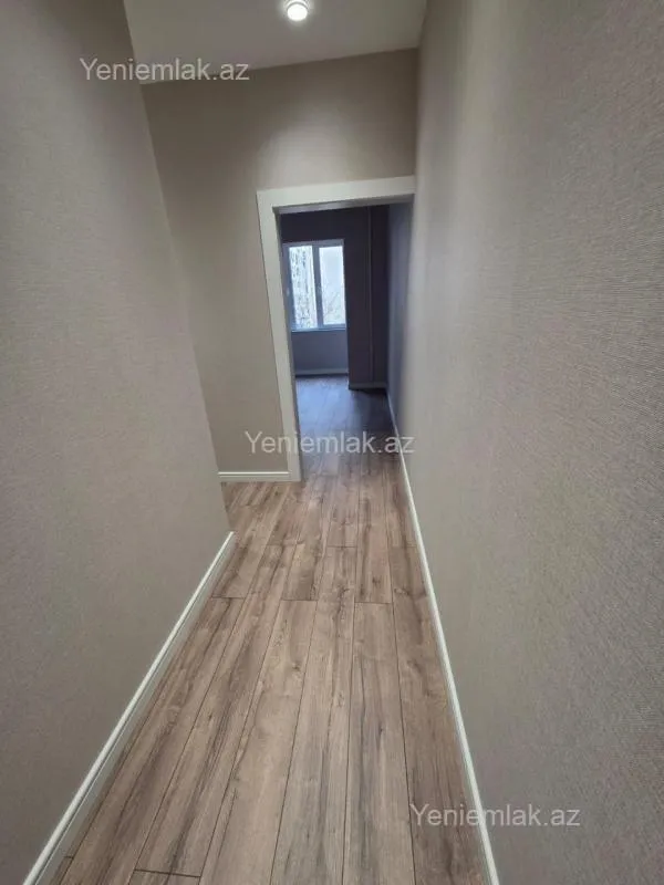 Satılır 2 otaqlı köhnə tikili 40 m²