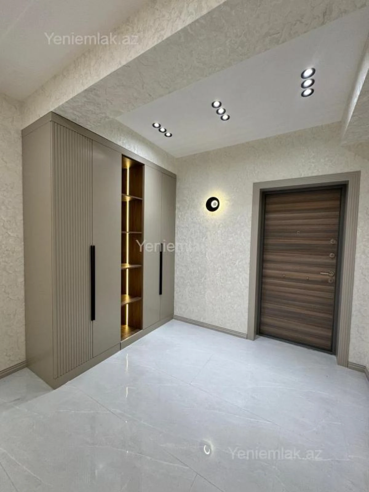 Satılır 2 otaqlı yeni tikili 55 m²