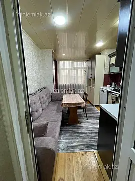 Satılır 5 otaqlı köhnə tikili 120000 m²