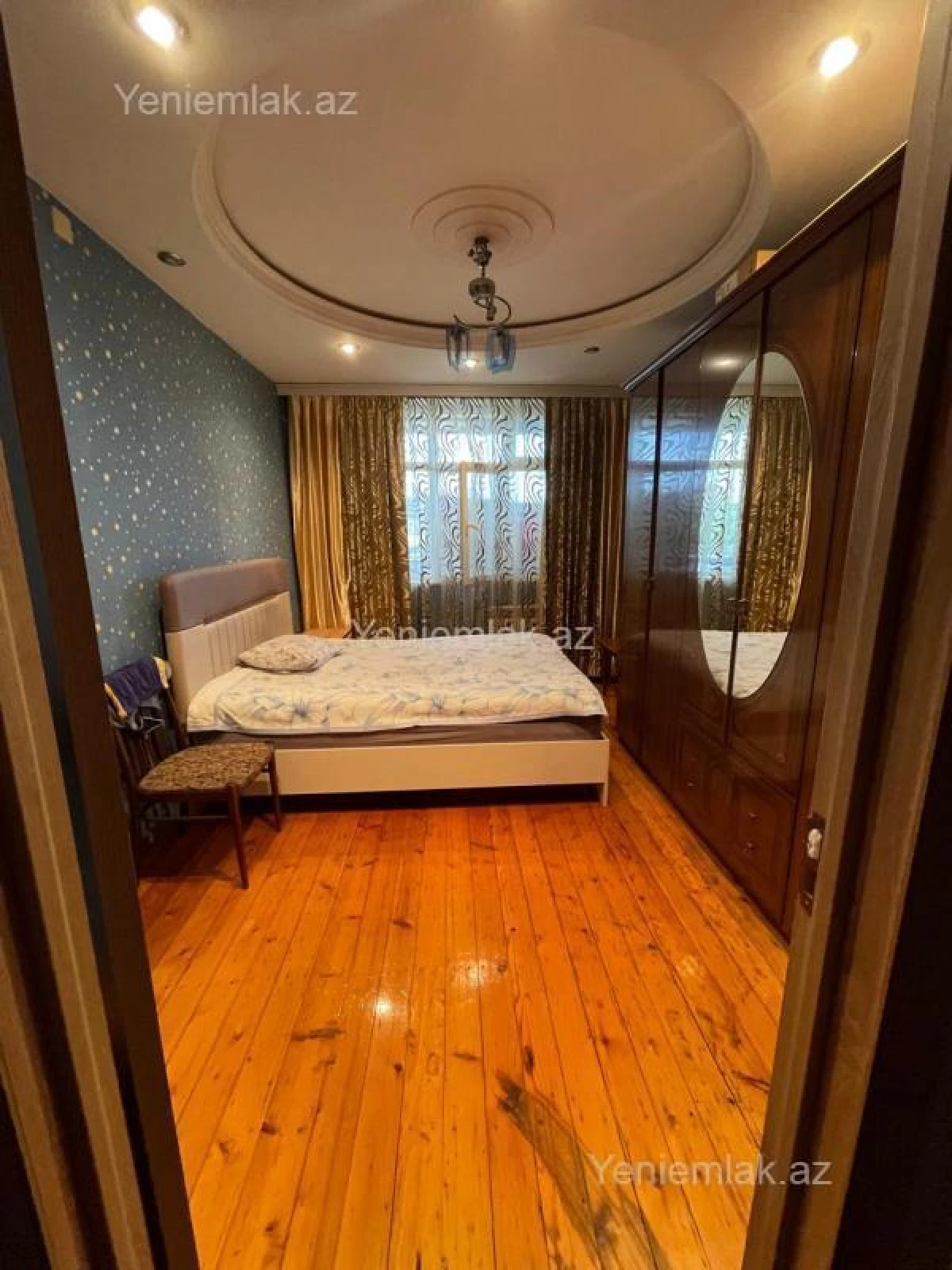 Satılır 5 otaqlı köhnə tikili 120000 m²