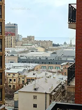 Satılır 4 otaqlı yeni tikili 225 m²