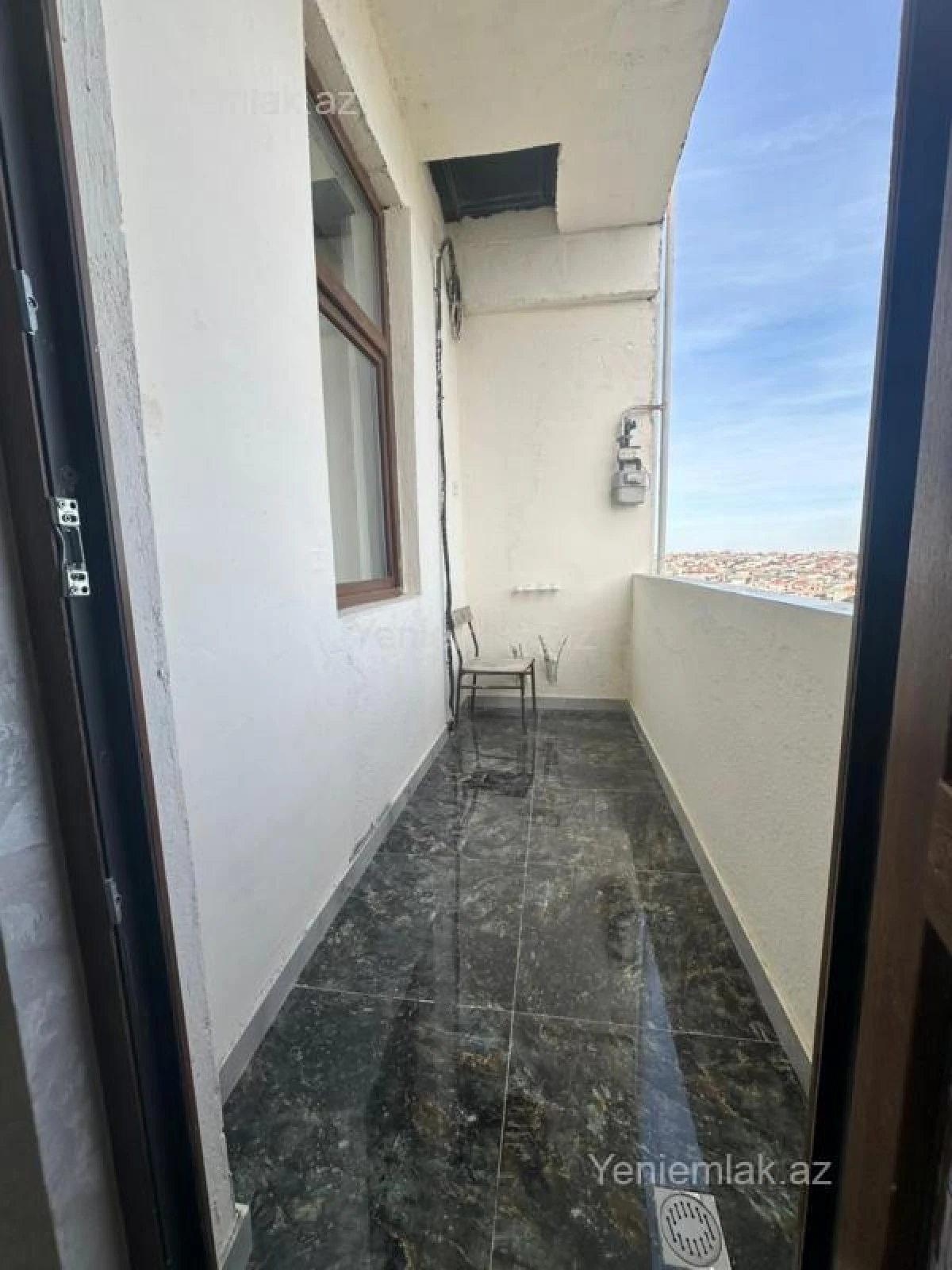 Satılır 2 otaqlı yeni tikili 60 m²
